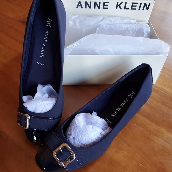 Anne Klein Morgan Wedge Pump (Women's Size 10M) - Picture 1 of 5